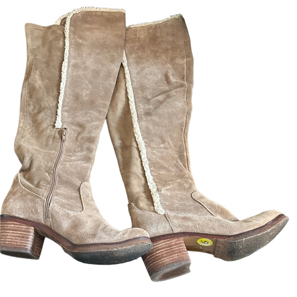 Vince Camuto Khaki and shearling  Suede Knee-High Boots size 9 M - Picture 1 of 10